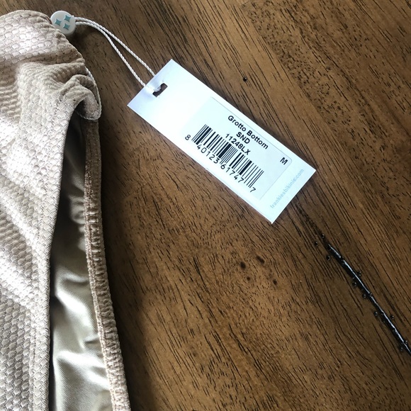 NWT Frankies Bikini Grotto Bottoms - Picture 3 of 4